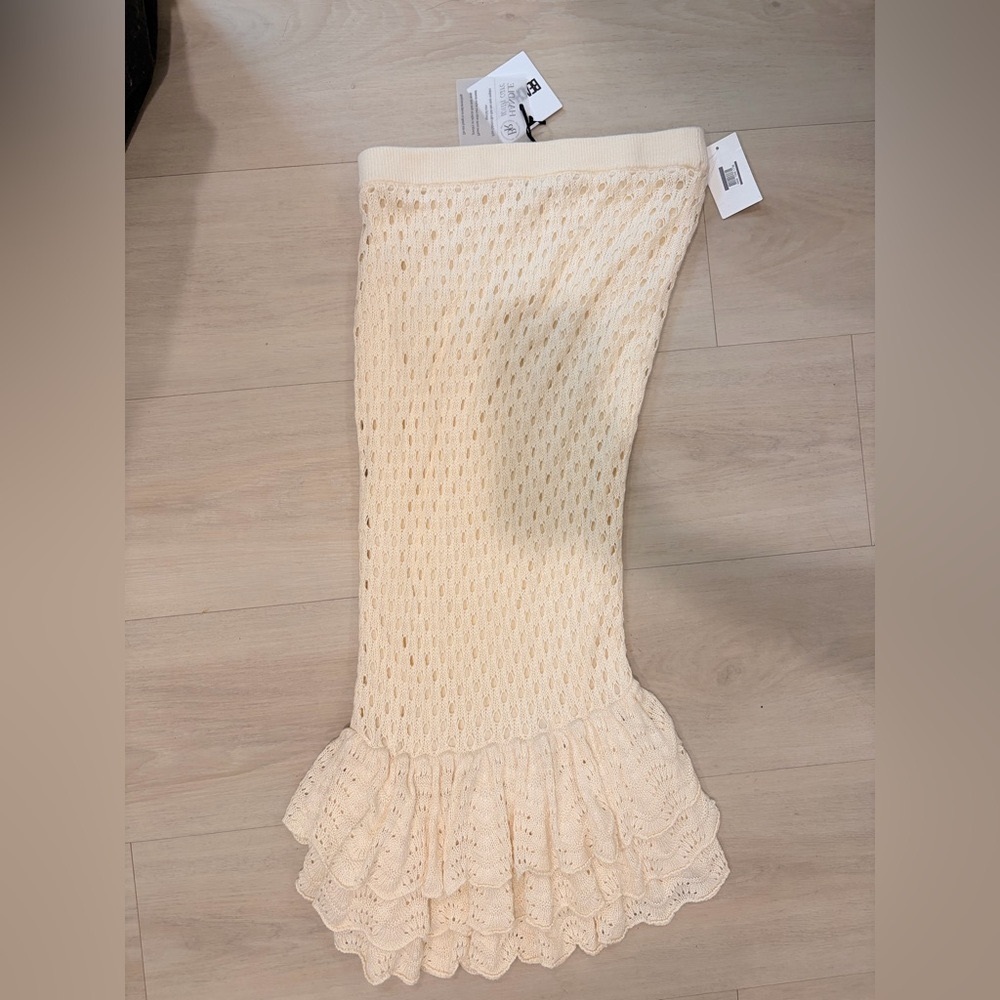 Beach riot skirt never worn